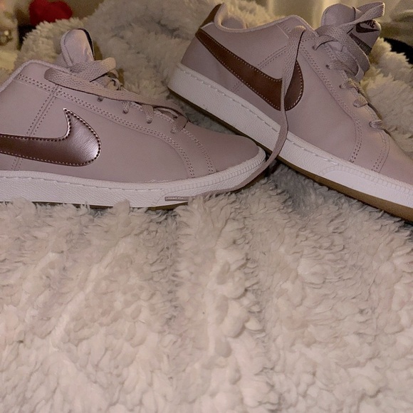 Nike Court Royale Womens Sneakers Smokey Mauve Sneaker - Picture 3 of 9